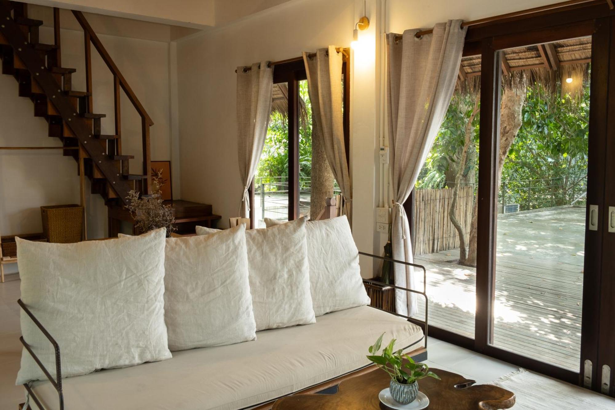 Big Tree Boutique Hotel Тау Экстерьер фото